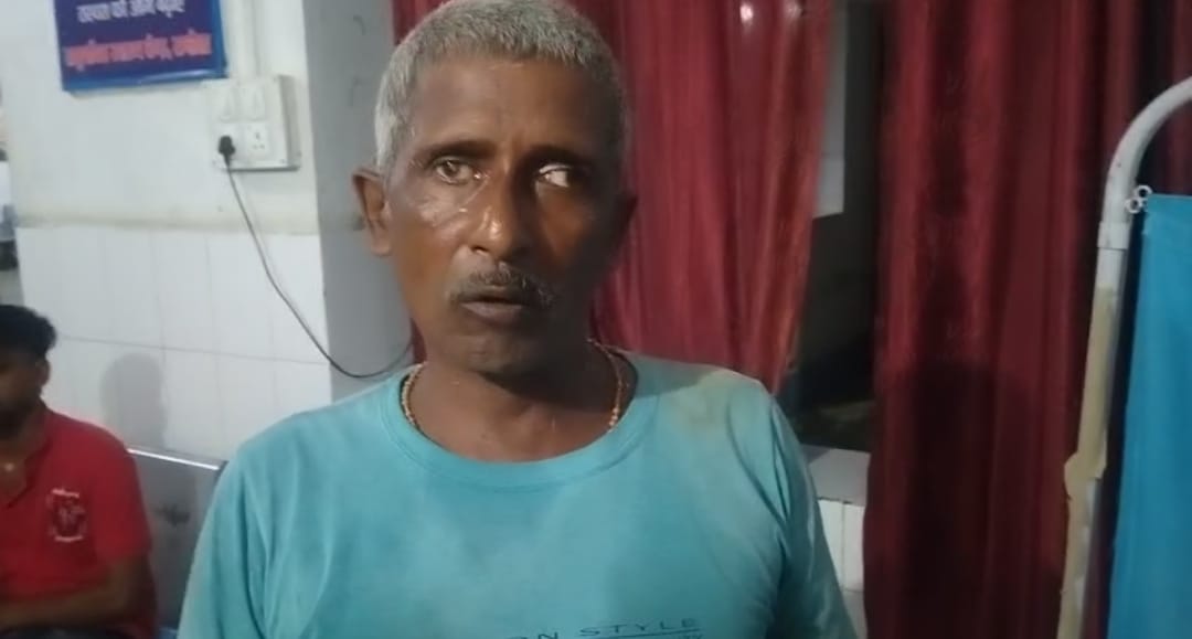 खेत में घास चरने से रोका तो दबंगों ने किसान को पीट-पीट कर किया अधमरा, पीड़ित ने एसएसपी को सौंपा आवेदन