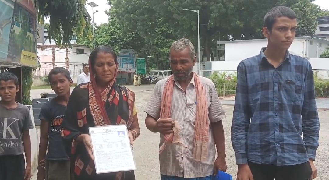 अपहृत किशोरी रिमांड होम में मिली, पिता ने जताई दुष्कर्म की आशंका; न्याय न मिलने पर आत्मदाह की चेतावनी