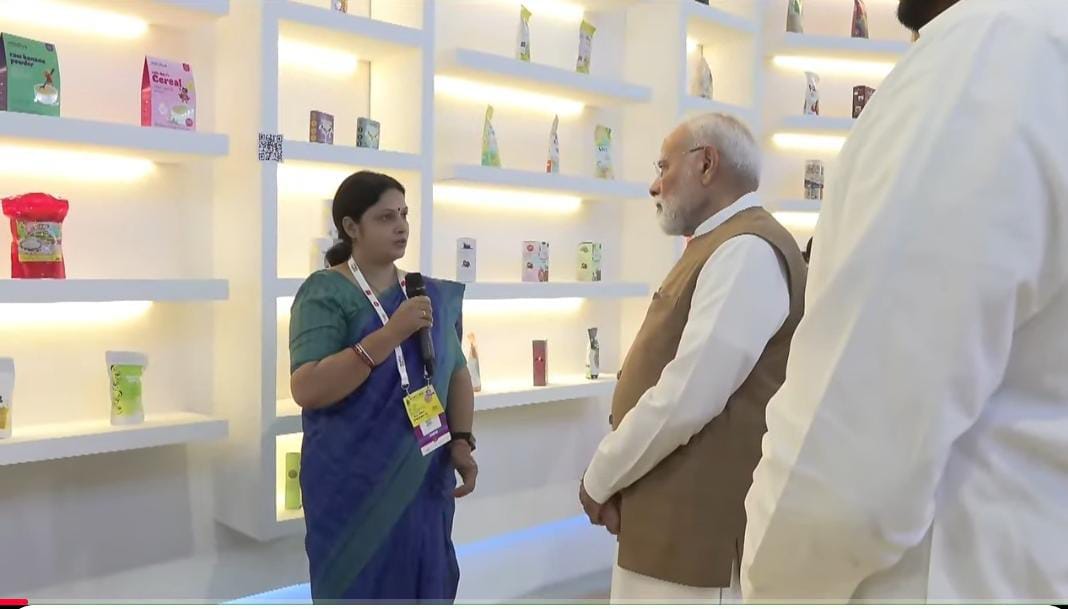 वर्ल्ड फूड इंडिया में चमकी भागलपुर की बेटी स्वीटी कुमारी, प्रधानमंत्री मोदी से किया संवाद