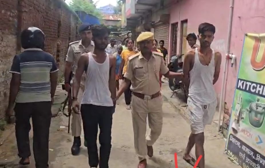 भागलपुर में छात्रों के दो गुटों में भिड़ंत, लाठी-डंडे और ईंट-पत्थर चले, पुलिस ने तीन छात्रों को हिरासत में लिया