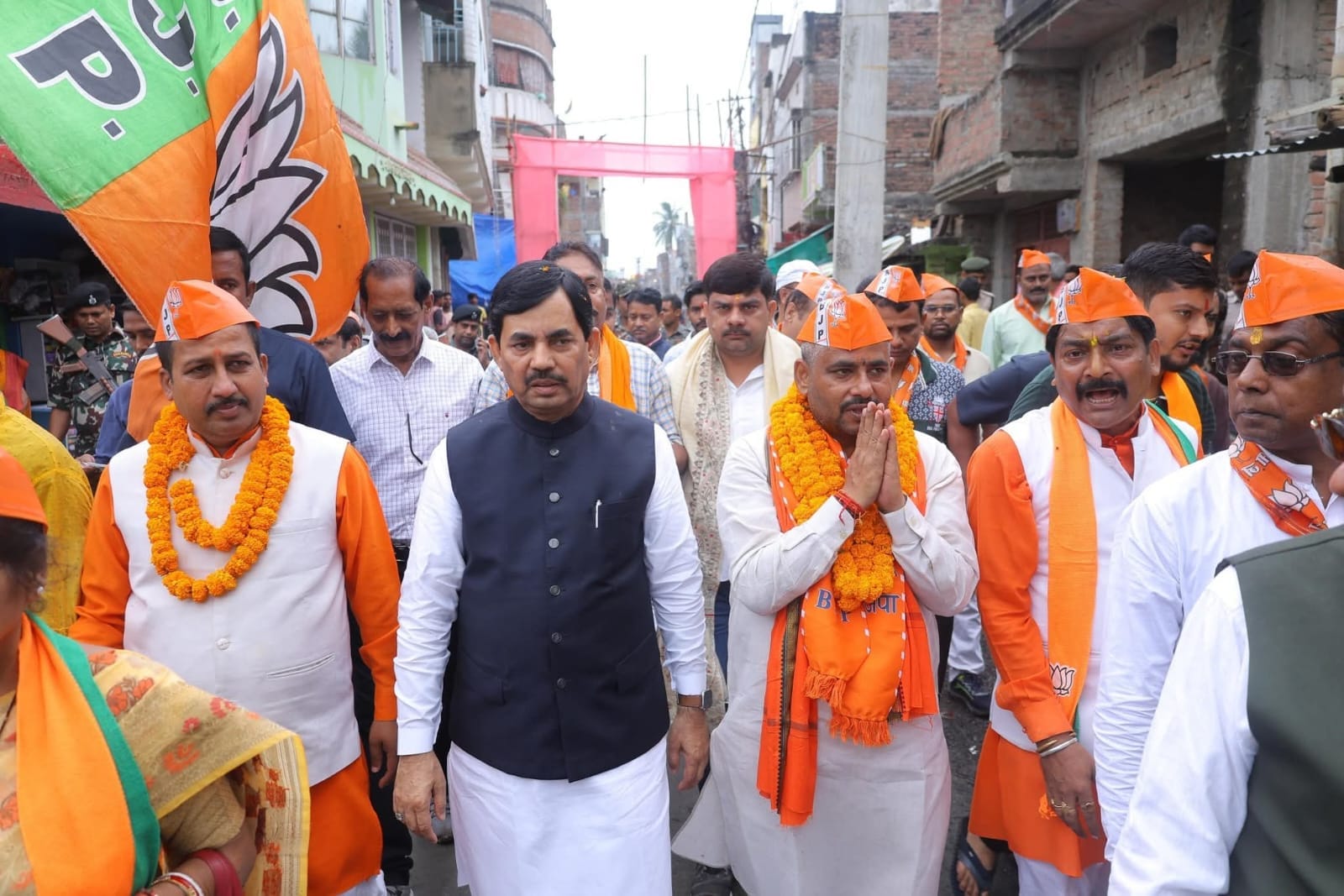 भागलपुर में एनडीए प्रत्याशी रोहित पांडे का जनसंपर्क अभियान जोर पर, बोले– यह चुनाव सत्ता नहीं, विकास और गौरव का है