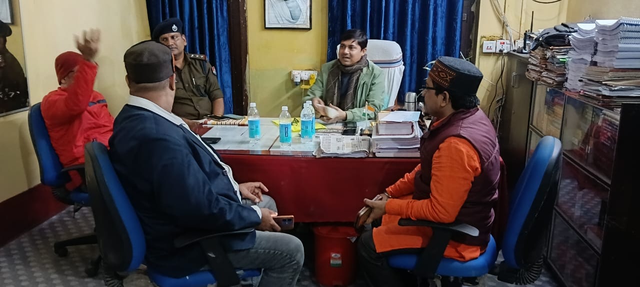 कटिहार में पीड़ित महिला को मिला प्रशासनिक संबल, एसपी व नगर थाना प्रभारी ने दिया मदद का आश्वासन