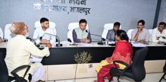 सबका सम्मान-जीवन आसान” अभियान के तहत डीएम ने सुनी जनता की फरियाद, 50 से अधिक मामलों पर हुई सुनवाई