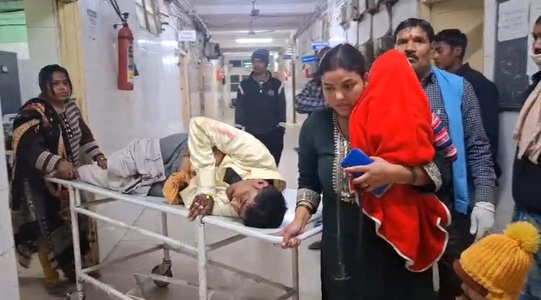 भागलपुर में फॉरलेन सड़क पर बदमाशों ने एलआइसी एजेंट को मारी गोली, हालत गंभीर