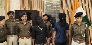 विक्रमशिला टीओपी के पास टैंकर से भारी मात्रा में विदेशी शराब बरामद, दो तस्कर गिरफ्तार