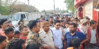 पत्थर से कूचकर महिला सब्जी विक्रेता की निर्मम हत्या, लखीसराय में उबाल—ग्रामीणों ने सड़क जाम कर किया प्रदर्शन