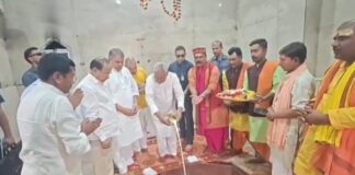 समृद्धि यात्रा के दौरान सिंहेश्वर धाम पहुंचे मुख्यमंत्री नीतीश कुमार, बाबा भोलेनाथ का किया जलाभिषेक