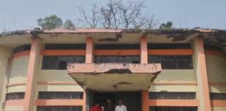 तिलकामांझी विश्वविद्यालय भागलपुर में जर्जर भवन को लेकर छात्रों का कड़ा विरोध