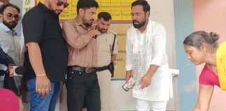 मिड-डे मील से बिगड़ी बच्चों की तबीयत, स्कूल पहुंचकर विधायक Mithun Yadav ने की जांच