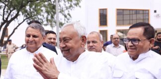 कटिहार सड़क हादसा: मुख्यमंत्री नीतीश कुमार ने जताया गहरा दुख, मृतकों के परिजनों को 2-2 लाख और घायलों को 50 हजार मुआवजे का ऐलान