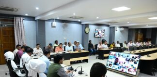 जनगणना 2027: भागलपुर डीएम ने शुरू की डिजिटल समीक्षा, कहा— ‘पहले सरकारी कर्मचारी करें स्व-गणना, फिर जनता को करें जागरूक’