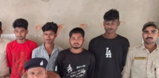 मोतिहारी पुलिस ने 24 घंटे के अंदर झपटमार गिरोह का किया भंडाफोड़, 4 अपराधी गिरफ्तार, एक नाबालिग भी निरुद्ध