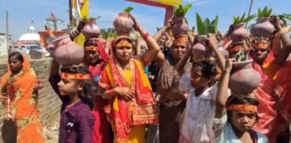 भव्य कलश यात्रा के साथ नौ दिवसीय श्री राम कथा महोत्सव का शंखनाद