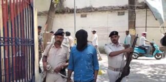 भागलपुर पुलिस ने शाहकुंड में 8 लाख लूट कांड का किया खुलासा, हथियार के साथ शातिर अपराधी गिरफ्तार